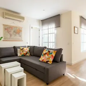 Apartment Azahar Metropol Parasol, Parking Gratis Coches Medianos, Seville